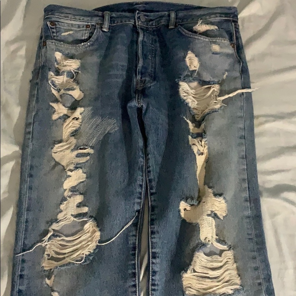 Ripped Levi Blue Jeans